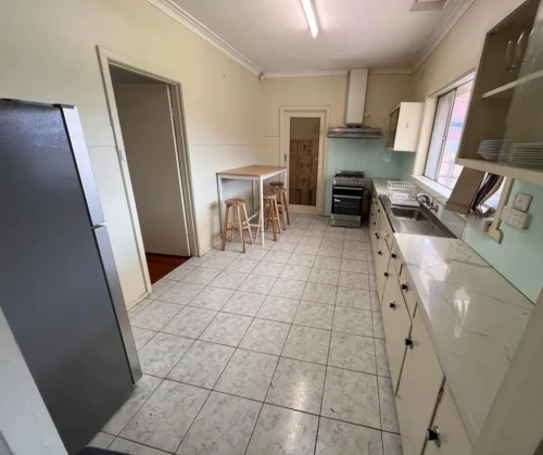 Footscray - Barkly St