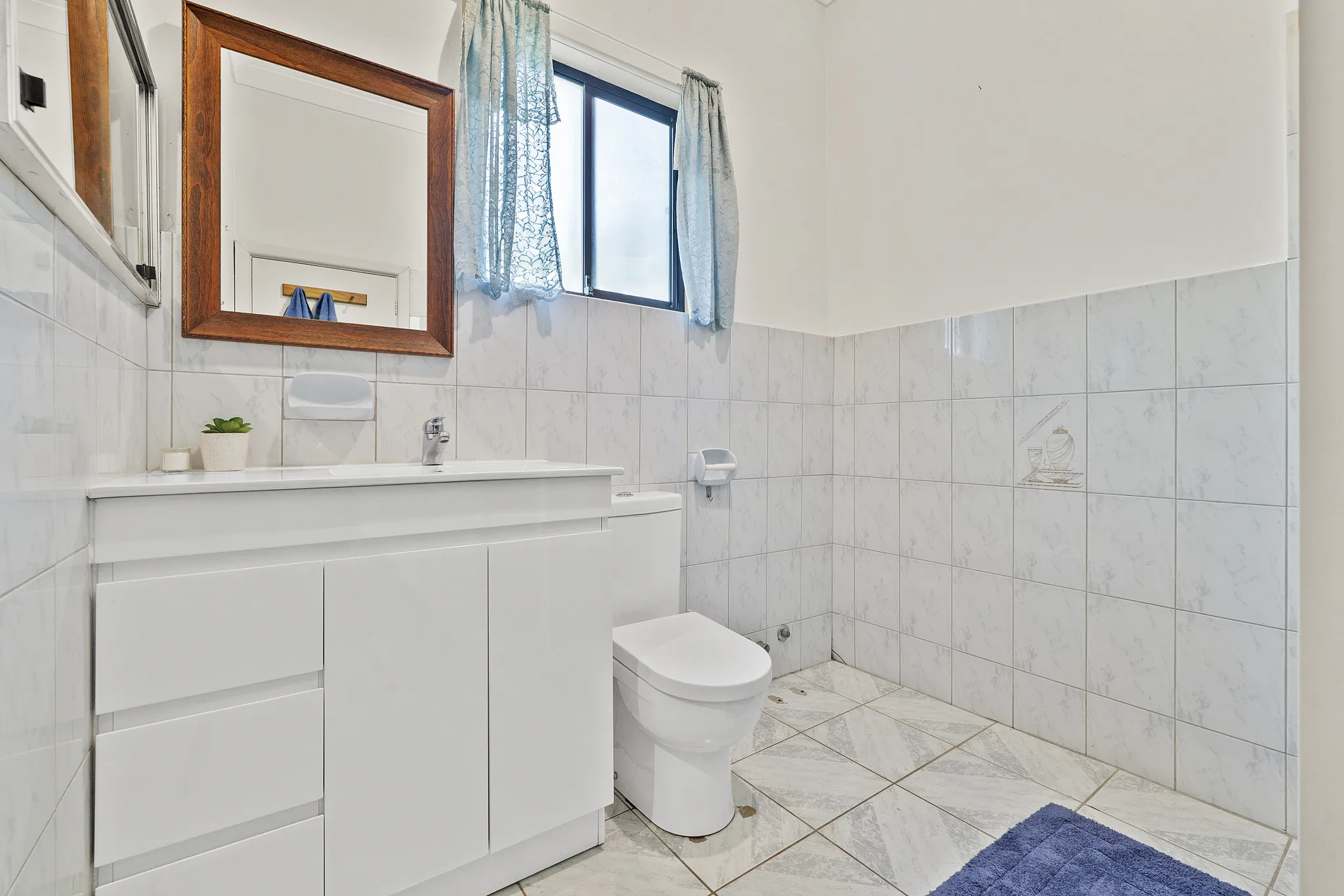 Newport | MEL023 Room 1 - Newport, Melbourne - Gallery - 2