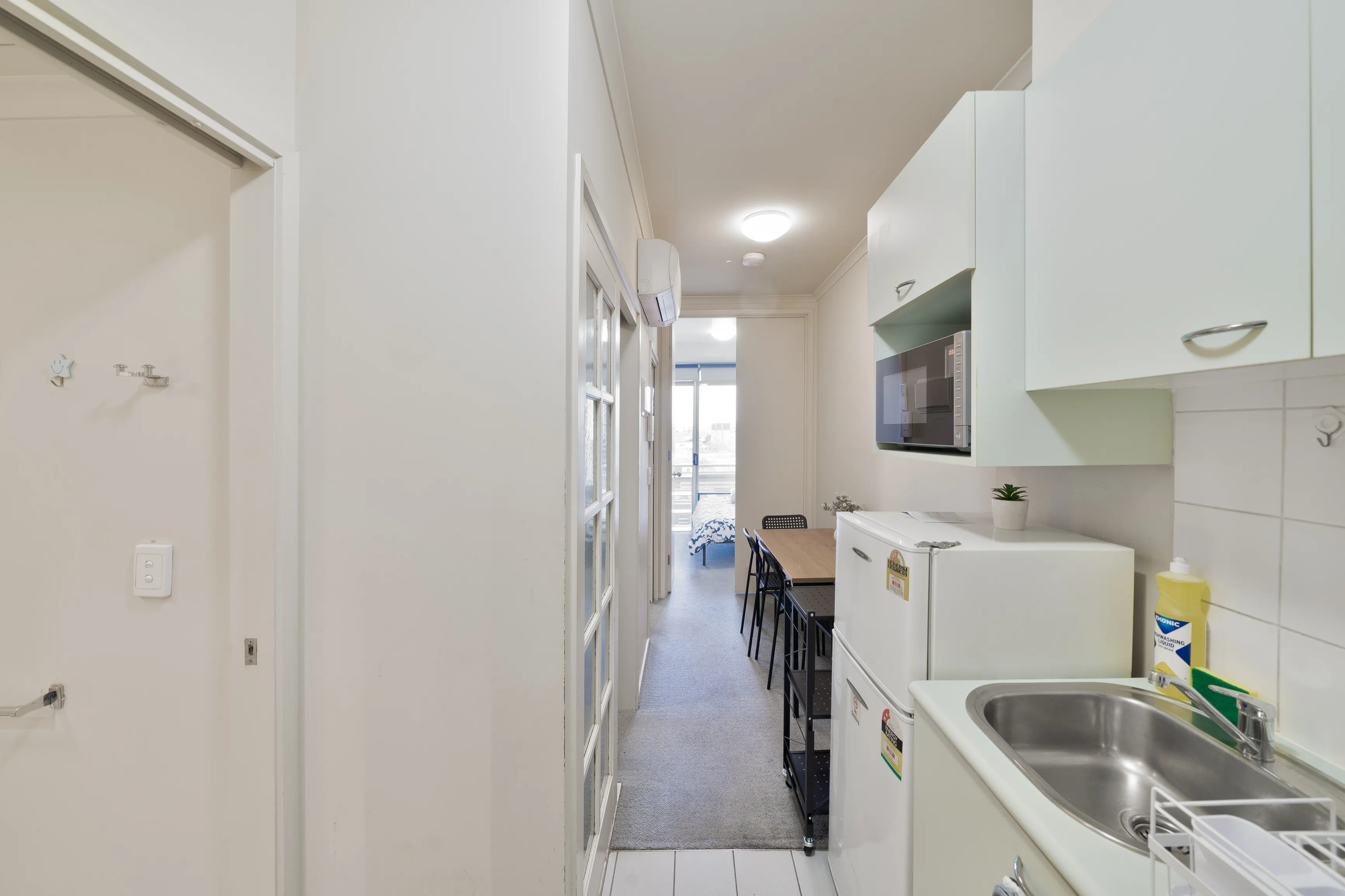  Carlton | MEL036 Room 2  -  Carlton, Melbourne  - Gallery -  4