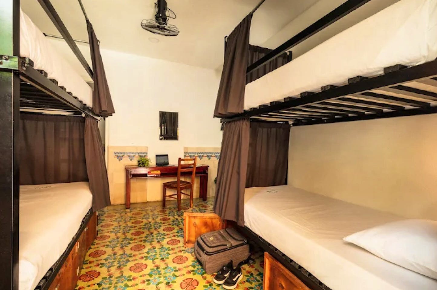 Bed In A 4-Bed Mixed Gender Room - 1