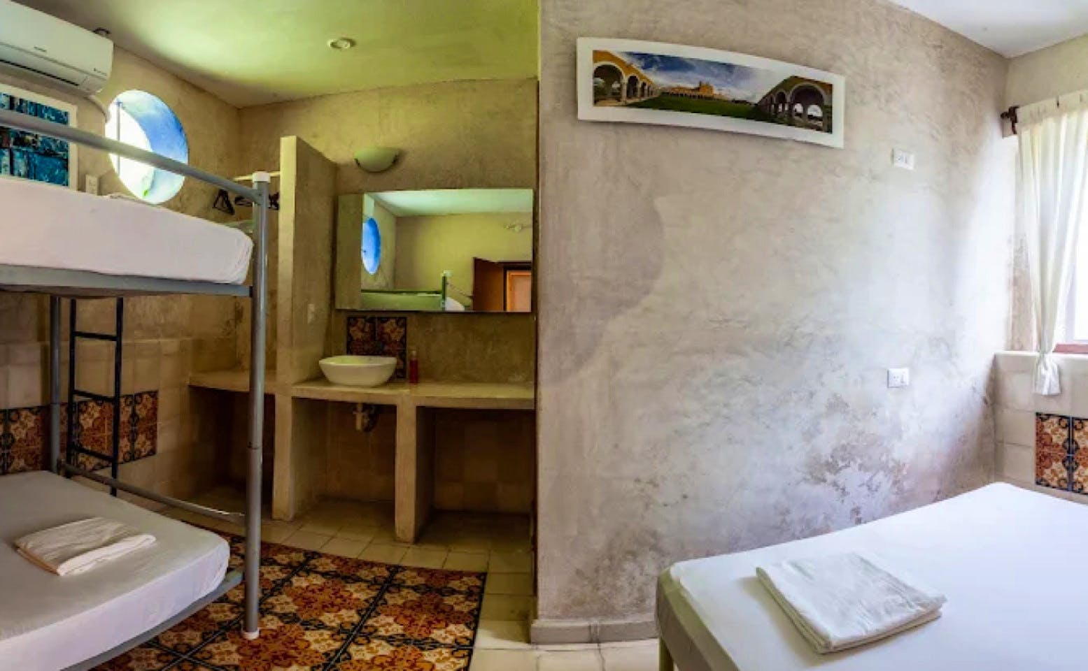 Bed In A 10-Bed Female Only Room - 1