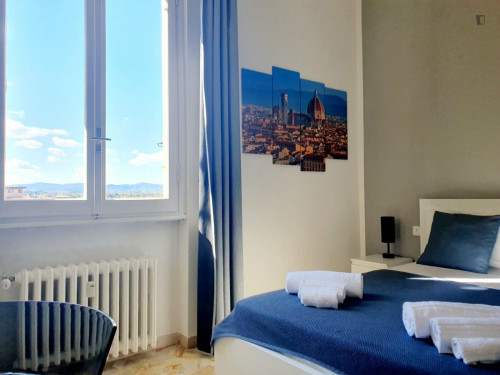 Bright Double Ensuite Bedroom in Florence