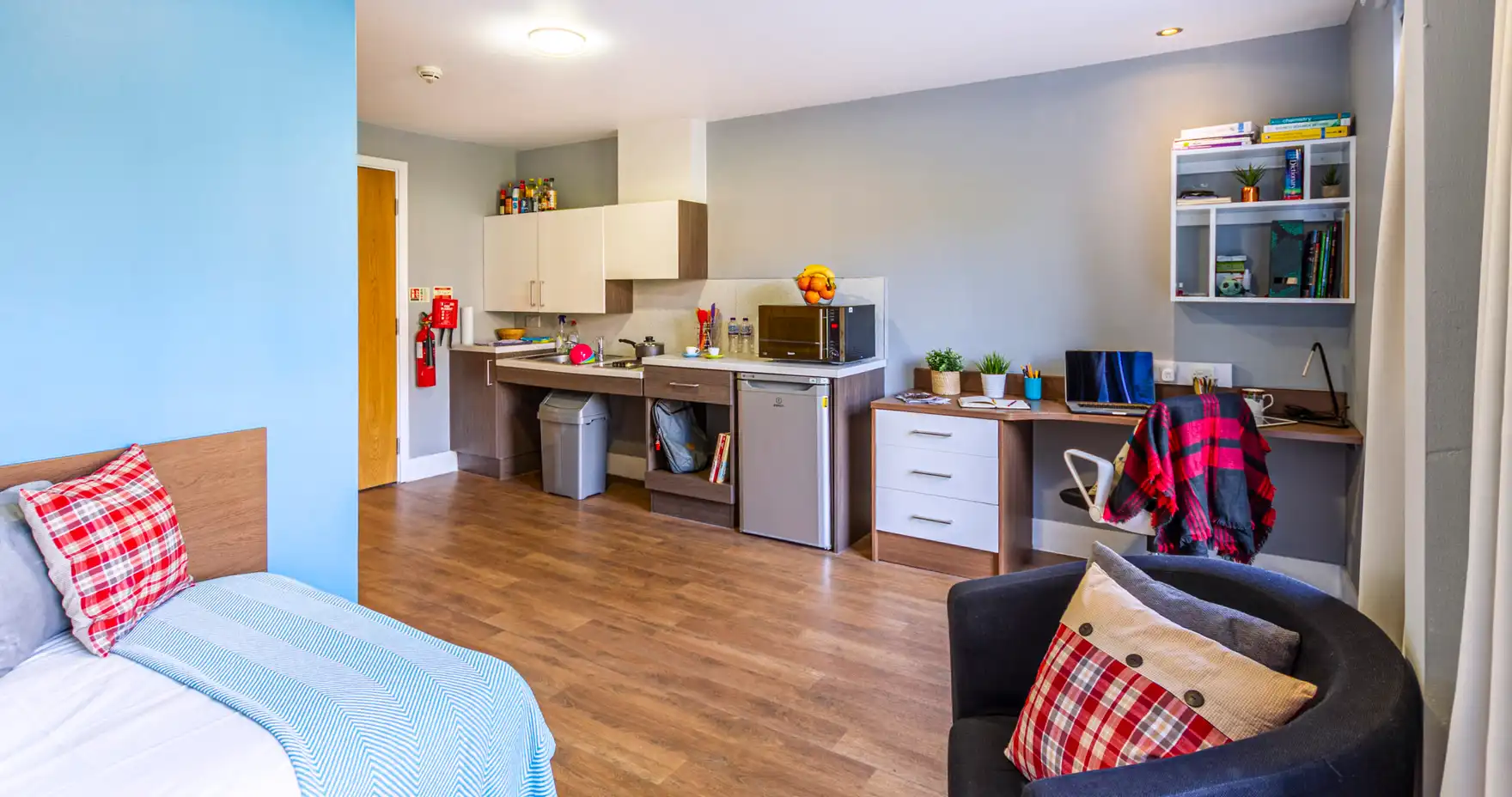 Studio With Wet Room - Kaplan Living Glasgow — Old Dumbarton Road - Gallery - 5