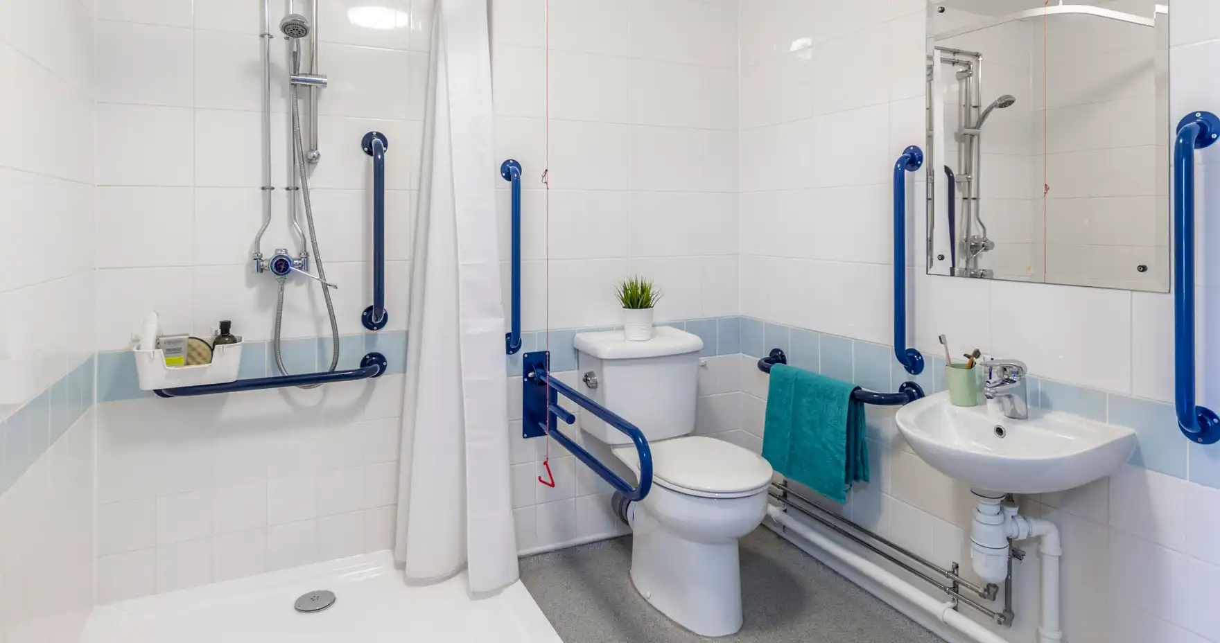  Studio With Wet Room  -  Kaplan Living Glasgow — Old Dumbarton Road  - Gallery -  4