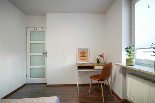 Comfy double bedroom near the centre of Warsaw
