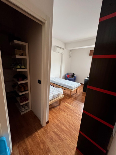 Beautiful modern apartment just a short walk from the city center