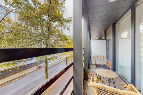 Welcoming studio near Madou metro station - Gallery - 5