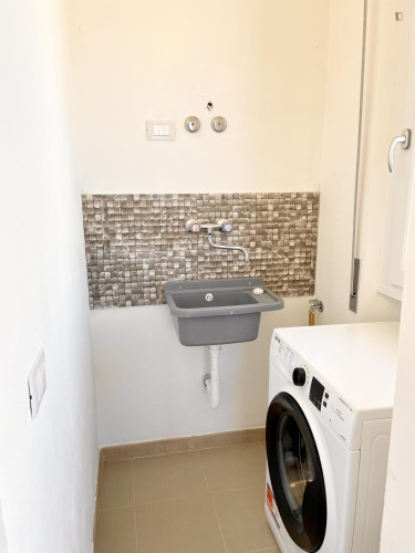 Lovely double bedroom in Bellariva