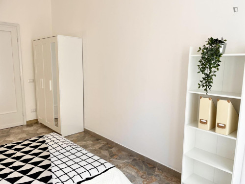 Alluring double bedroom in Bellariva