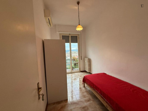 Very cosy single bedroom with a balcony, in Campo di Marte