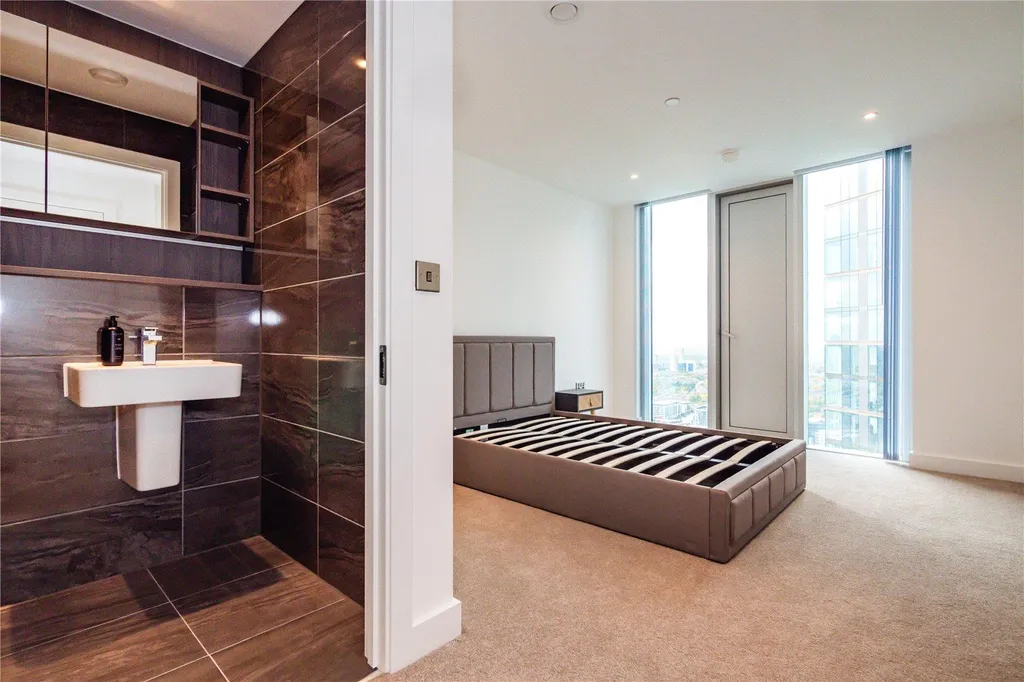2 Bed Flat - 4