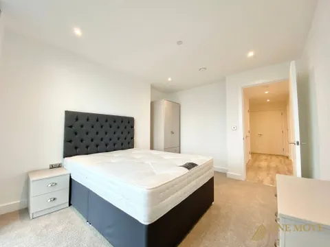 2 Bed Flat - 4