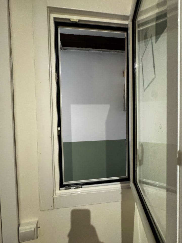  Room 3  -  Spacious Coliving Apartment in Dynamic Ciutat Vella, Steps from MACBA and Restaurants  - Gallery -  8