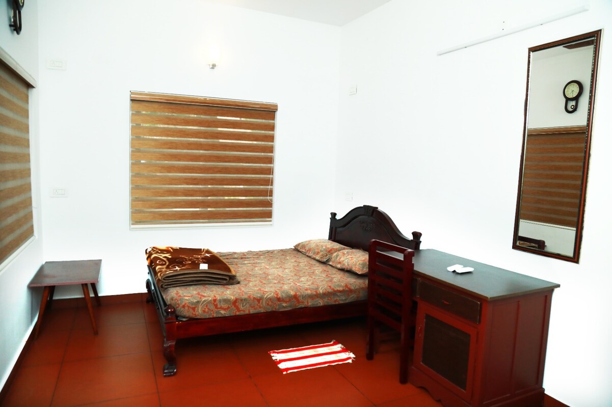 Single / Double AC Room (Full Room) - 1