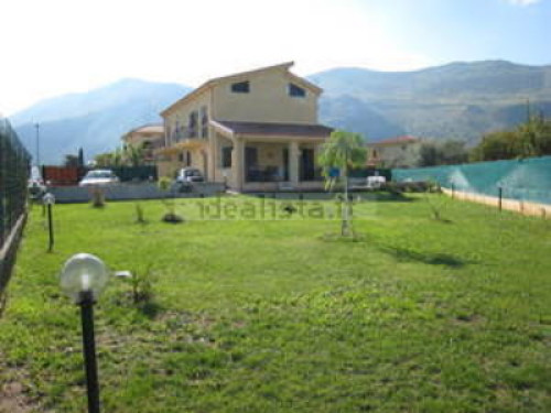 Beach and city lovers