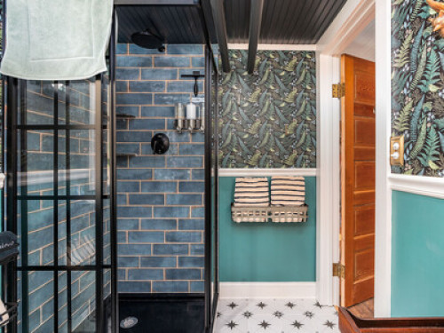 Queen City Hideaway