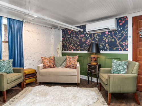 Queen City Hideaway