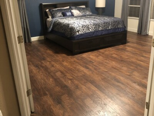 4000sqf /6 bedrooms house. 