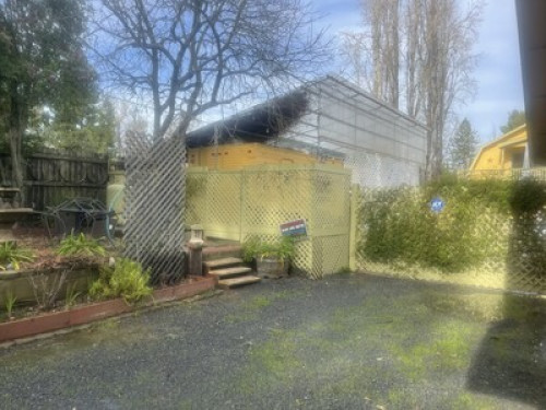 “Country Living Close to Town”