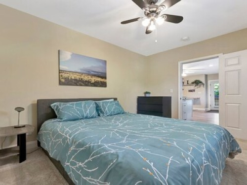 Independent lower level with priva - Gallery - 8