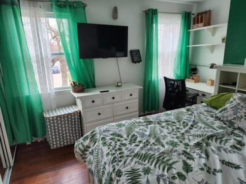 Large Single Family Home  - Gallery - 13