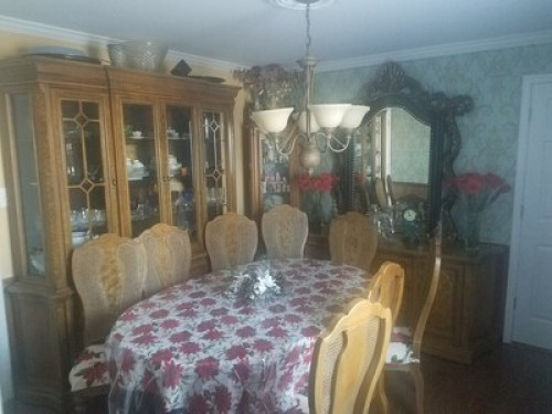 Large Single Family Home  - Gallery - 16