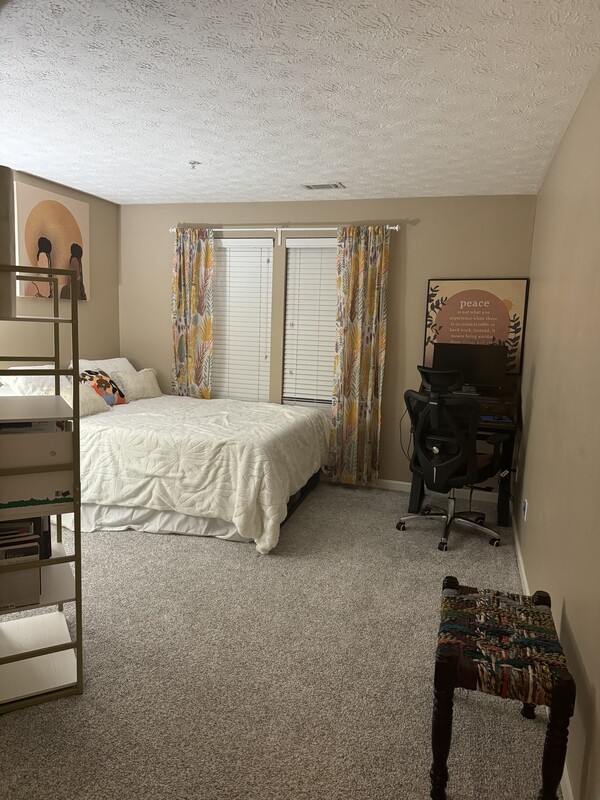  Quiet, Convenient Room For Rent – Perfect For Traveling Healthcare Professionals(Full Room)  -  1 Bed w/ Private Bath - Odenton, MD  - Gallery -  1