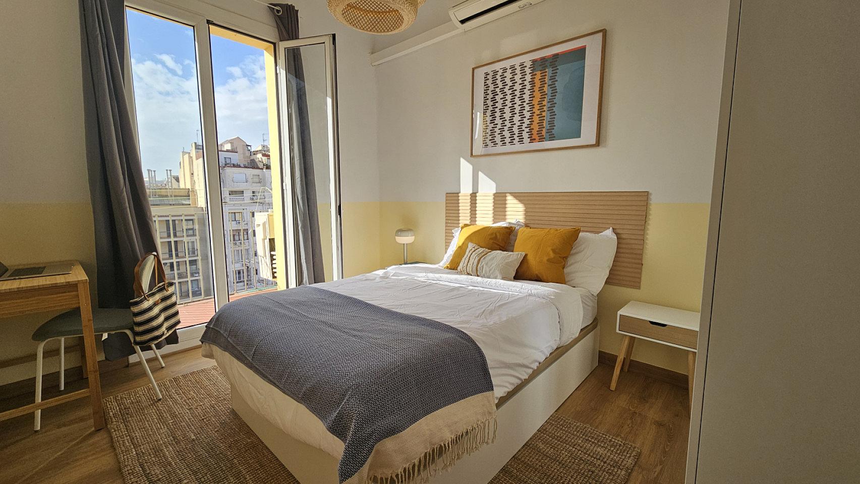  Room 1  -  Spacious Coliving Room in Eixample - Ideal for Students & Professionals  - Gallery -  2