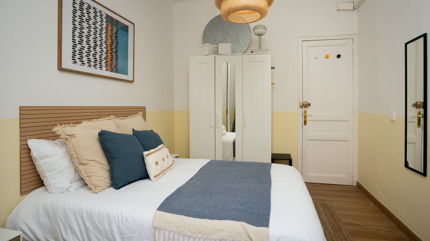  Room 1  -  Spacious Coliving Room in Eixample - Ideal for Students & Professionals  - Gallery -  8