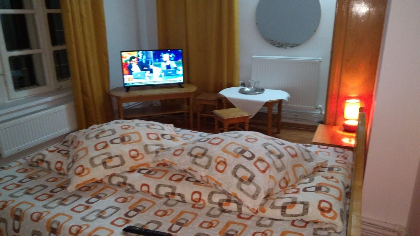  2(Full Room)  -  Pensiunea Melania  - Gallery -  1