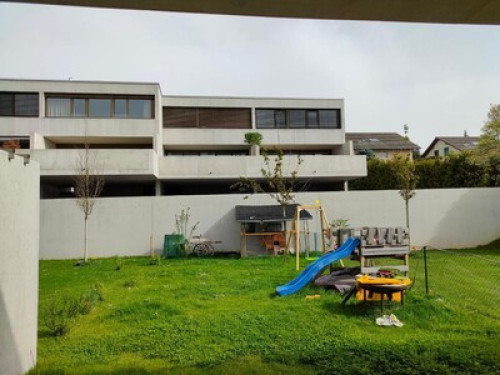 At Elsa, Agou and the kids'