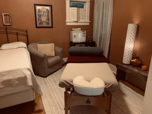 Walkable neighborhood near waterfront