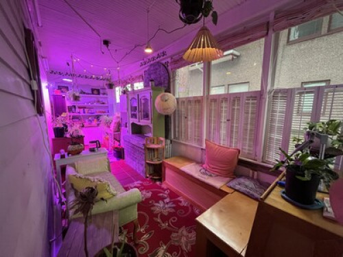 Bohemian oasis in historic home