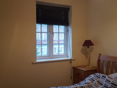 Nice single room in family house