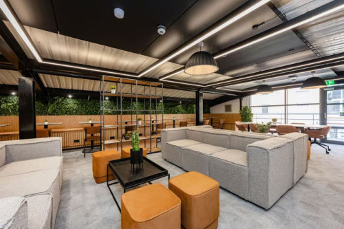 Clarence Dock Village  - Gallery -  5