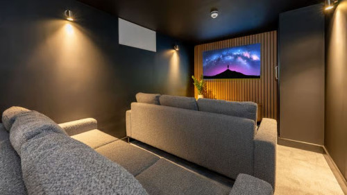 Clarence Dock Village - Gallery - 10