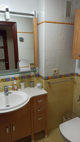Comfortable double bedroom well connected to the university and the city center - Gallery - 10