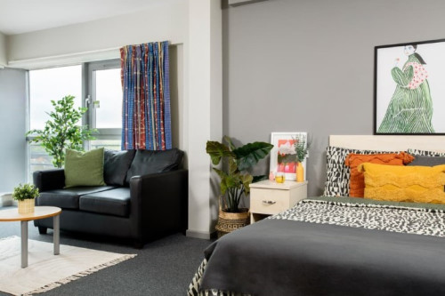 Newarke Point  - Gallery -  5