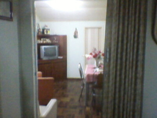 Discrete and welcoming family.