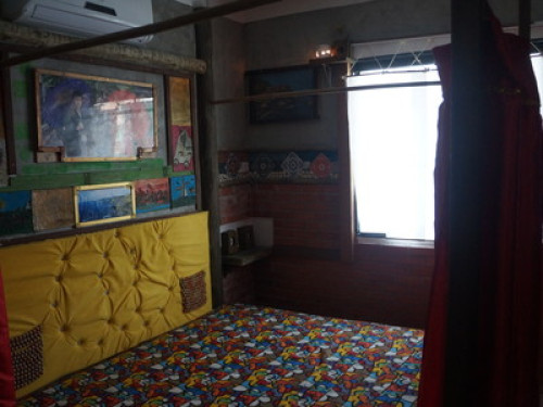 king size bed suite