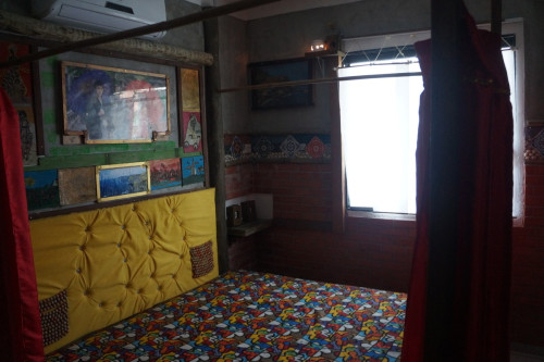 king size bed suite