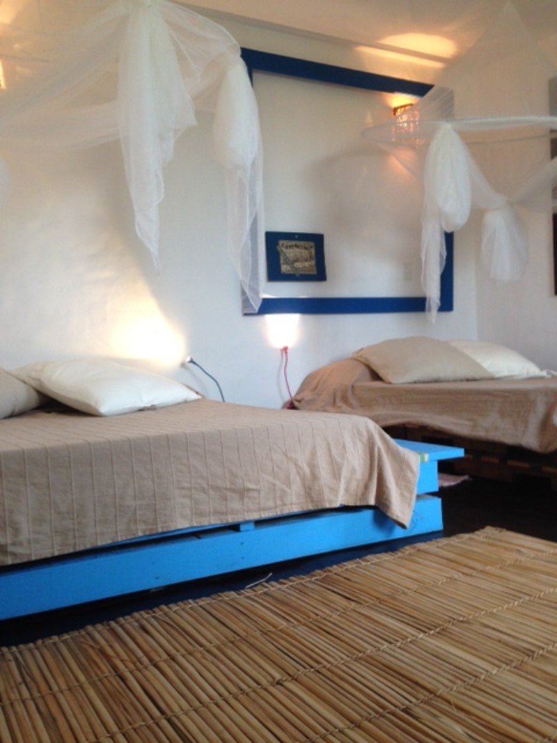  Rooms From Friends And Family(Full Room)  -  Em casa de uma família desfuncional  - Gallery -  1