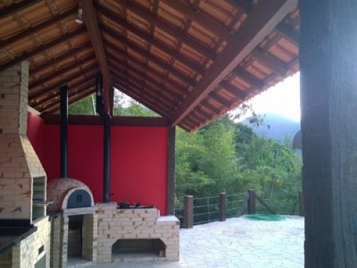 Peace loving, living in Sierra