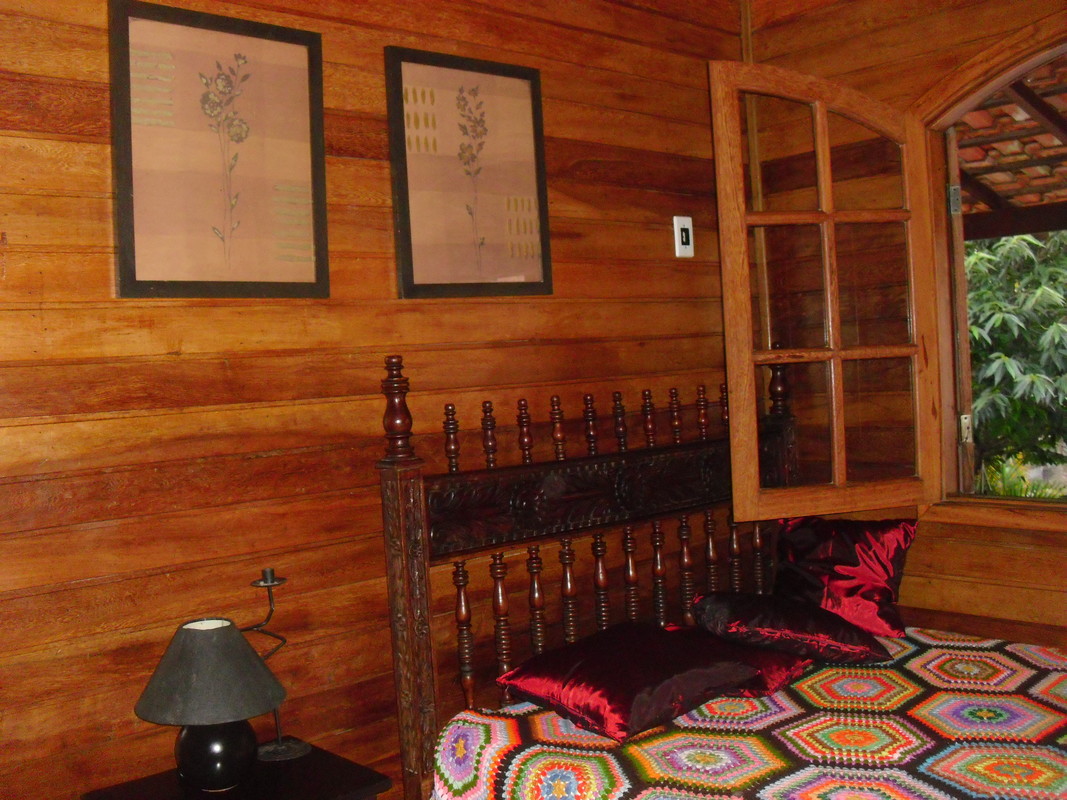 Small Room, Front, Overlooking The Jar(Full Room) - Peace loving, living in Sierra - Gallery - 1