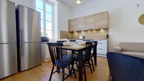 Pleasant double bedroom in Centre-Ville