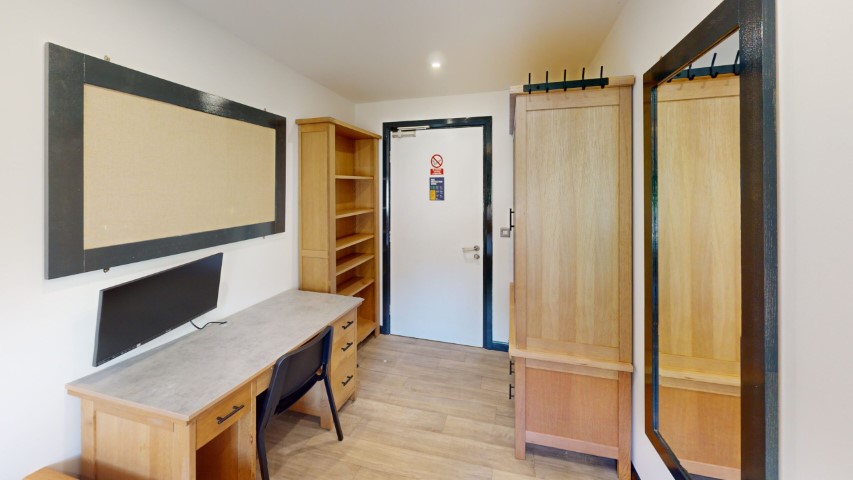  Flat 16  -  Stepney Lane, Anolha House  - Gallery -  5