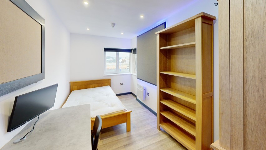  Flat 8  -  Stepney Lane, Anolha House  - Gallery -  1
