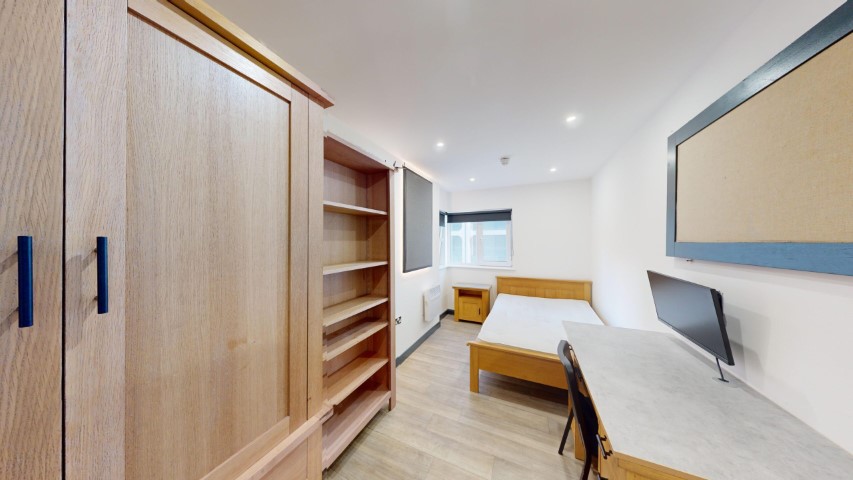  Flat 18  -  Stepney Lane, Anolha House  - Gallery -  1