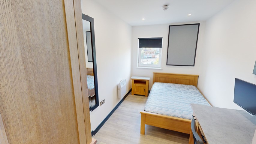  Flat 12  -  Stepney Lane, Anolha House  - Gallery -  1