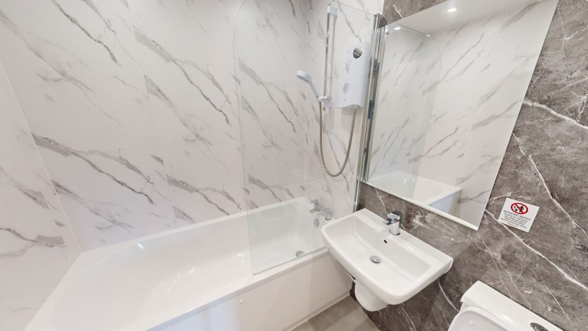  Flat 12  -  Stepney Lane, Anolha House  - Gallery -  3